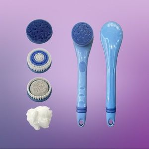 Blushly Cleansing & Exfoliating Body Brush with 4 Brush Heads. Battery Operated